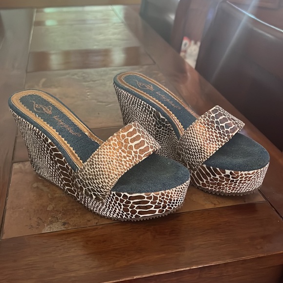 Baby Phat High Heel Sandals - Picture 2 of 11